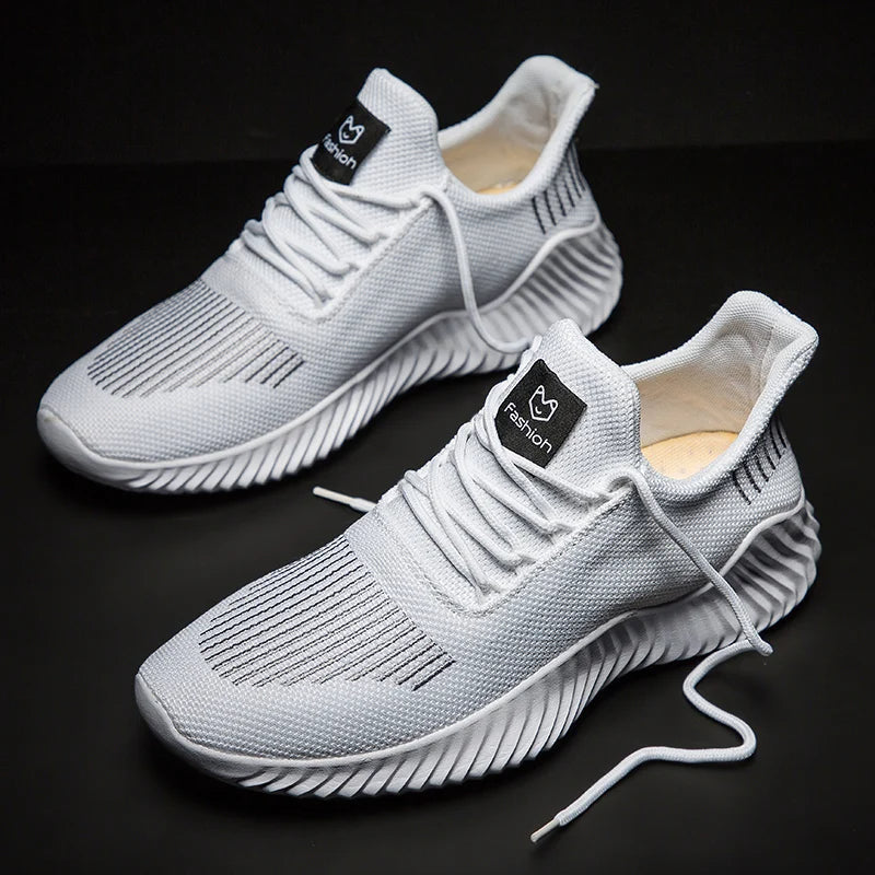 Athletic Men's Velocity trainers, ideal for active men seeking superior comfort.
