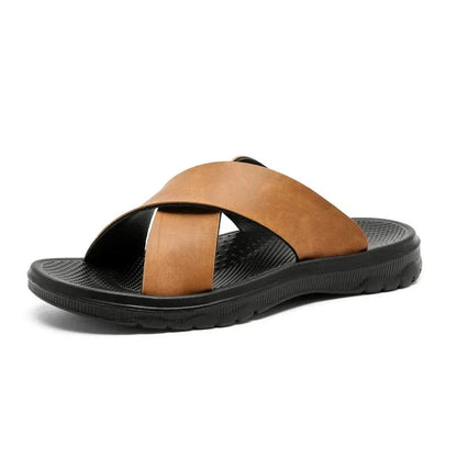 Durable Venturo men's cross-strap sandals, ideal outdoor comfort footwear for modern men's fashion.
