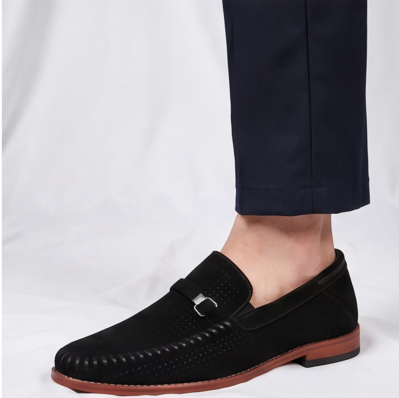 Close-up of Men's Verona Comfort Loafers sole. Providing superior comfort and durable support.