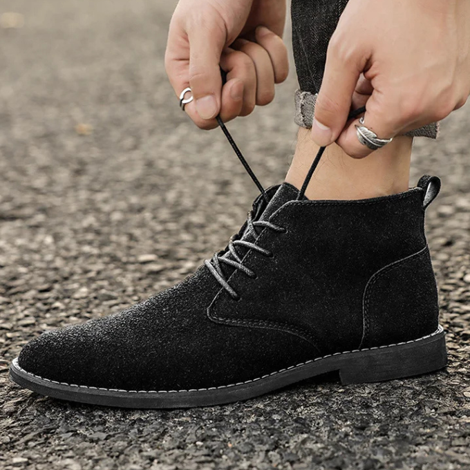 Men's versatile lightweight chukka boots, designed for superior comfort in casual and dress wear.