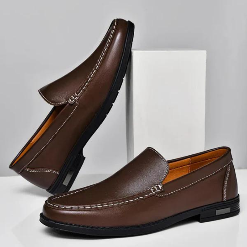Men's casual loafers, easy slip-on design, perfect for comfort & style.