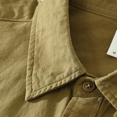 Men's fashion long-sleeve shirt, versatile and comfortable for everyday button-down style.