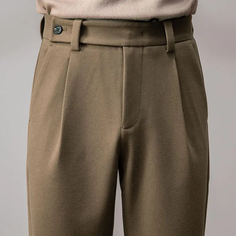 Versatile men's pleated trousers, a blend of dressy and casual, with stretch for comfort.