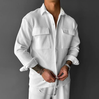 Effortless men's ribbed lounge shirt, great for casual spring fashion and comfortable everyday style.