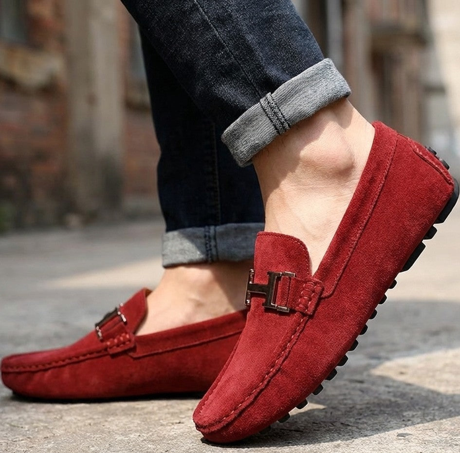 Men's versatile slip-on loafers for smart-casual style. Comfortable everyday wear, perfect for any occasion.