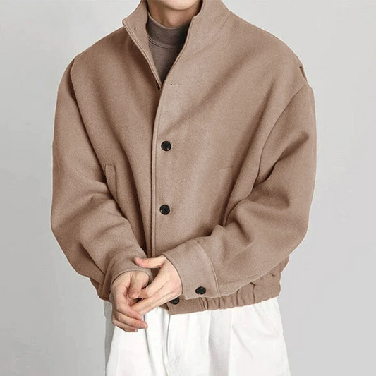 Men's versatile streamlined jacket, perfect for year-round effortless style. A smart casual everyday outer layer.