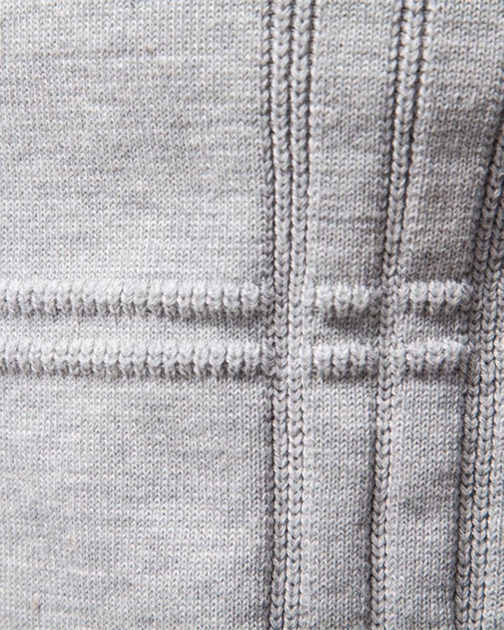 Men's fall/winter textured crew neck sweater, an essential for your wardrobe.