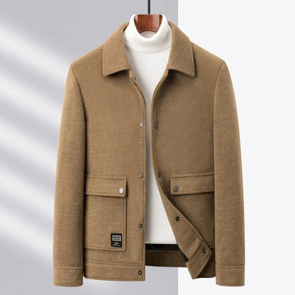 Stylish men's urban jacket, a modern casual outerwear piece. Versatile for everyday wear in spring or fall, ensuring comfort.