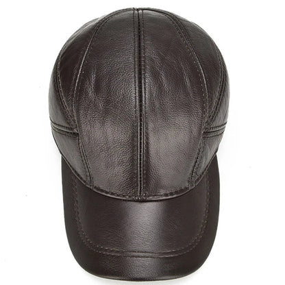 Stylish men's vintage black leather cap, an essential accessory for a classic and sophisticated look.