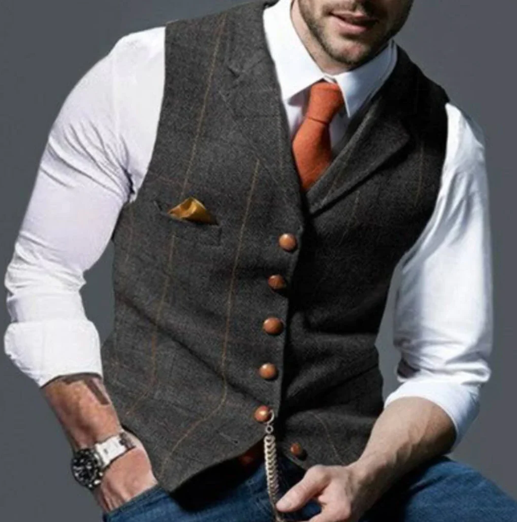 Men's vintage vest in classic style, perfect for timeless menswear & elegant layering.