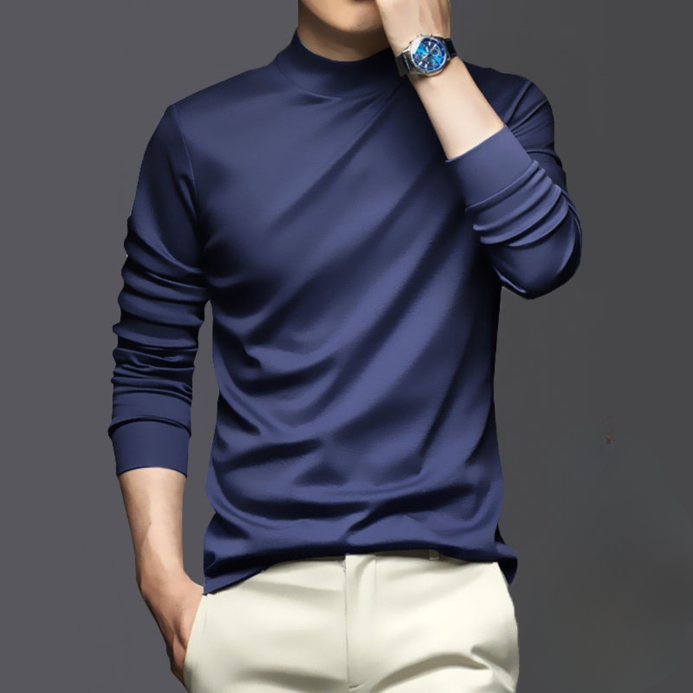 Versatile men's warm long sleeve, ideal for layering or casual winter wear. Comfortable polyester top.