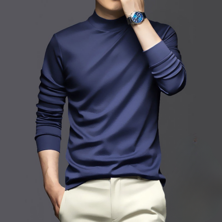 Versatile men's warm long sleeve, ideal for layering or casual winter wear. Comfortable polyester top.