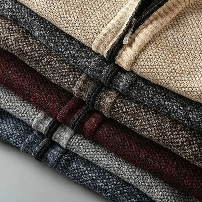 Smart men's warm Cumberland jacket, ideal for casual and outdoor winter wear.