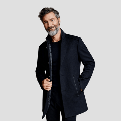 Essential men's warm quilted stand collar coat, combining modern style and comfort.