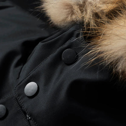 Rugged men's heavy-duty winter parka in olive green, ideal for outdoor adventures & ultimate cold weather warmth.