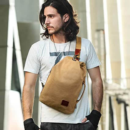 Man wearing a secure anti-theft crossbody bag, stylish & convenient for travel and daily use.