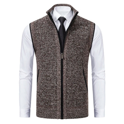 Classic men's wool blend vest, full-zip closure, features a chic plaid lining for versatility.