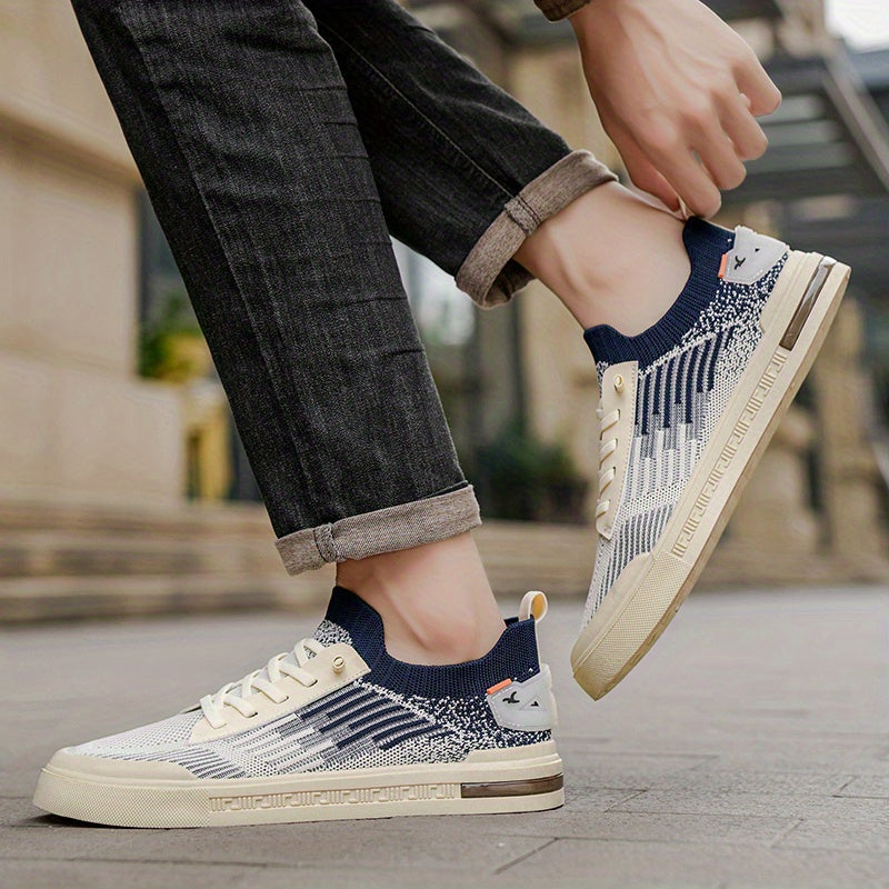 Men's Zephyr urban walking sneakers, combining lightweight design with superior daily comfort.