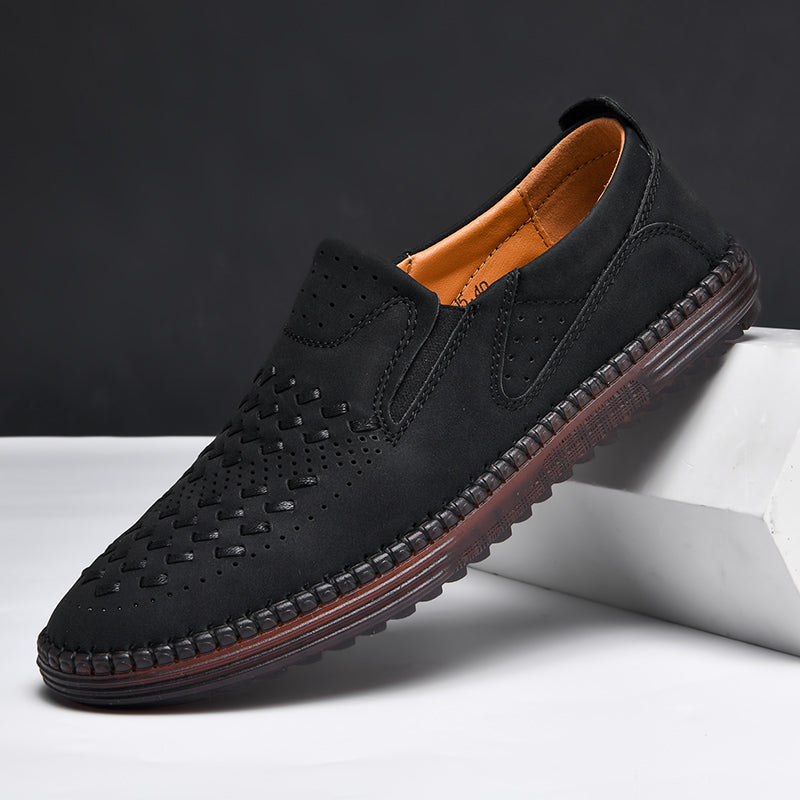 Elegant mens hand-stitched loafers, versatile for both casual and dressy occasions.