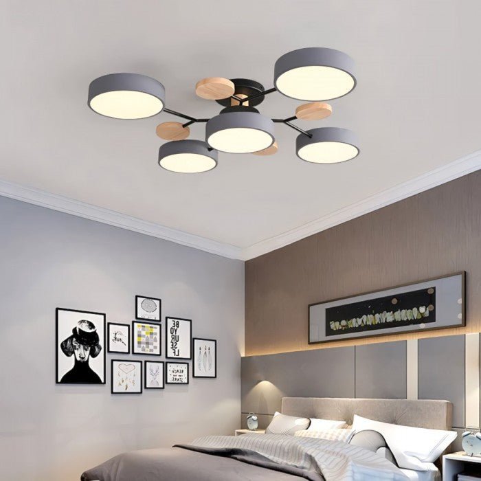 Energy-efficient LED ceiling light. Modern branching design for living & dining rooms.