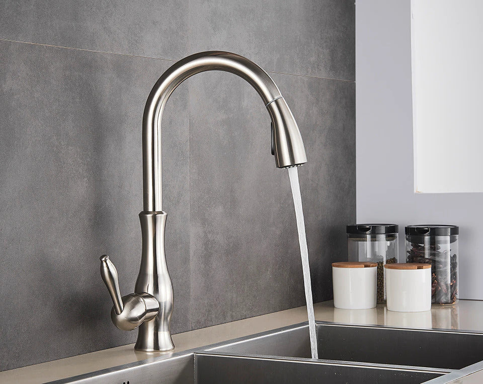 Modern pull-out kitchen faucet, FlexFlow series. Retractable design for easy sink access & cleaning.