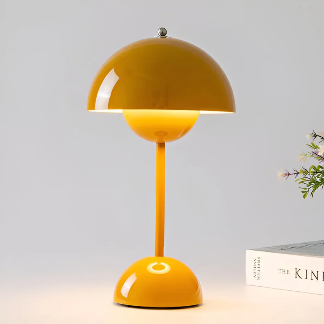 Versatile wireless table lamp, modern Scandinavian style, ideal for both indoor and outdoor lighting.