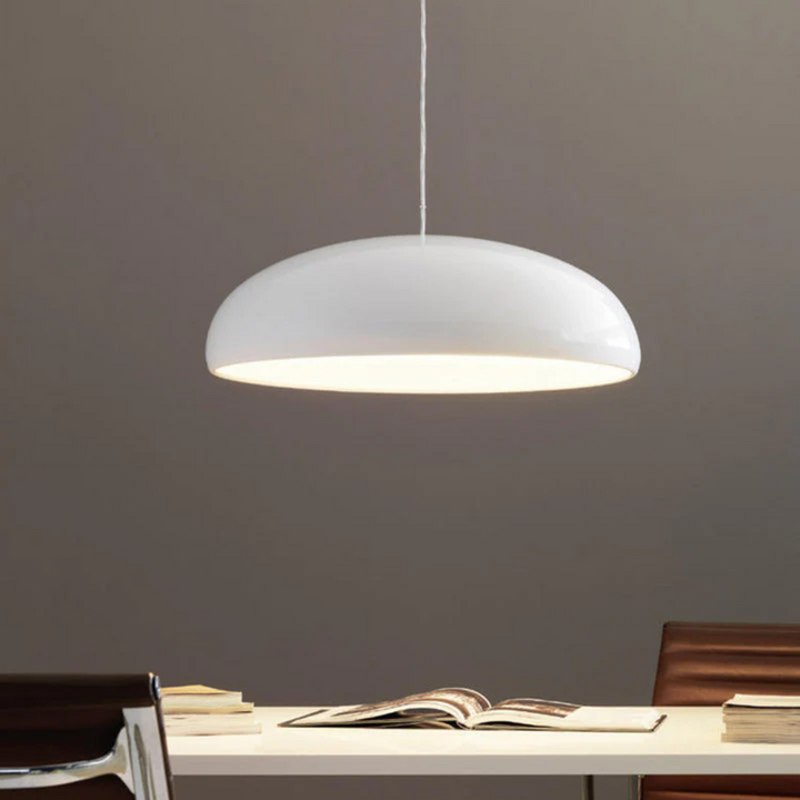 Serena LED lamp, round, adjustable, contemporary lighting for living rooms.