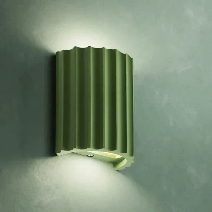 Versatile wavy LED wall lamp, ideal modern lighting solution for diverse home & office decor styles.