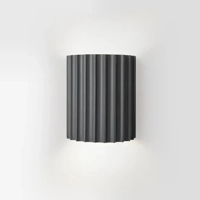 Sleek wavy LED wall lamp, a contemporary choice for modern interior design and decorative lighting.