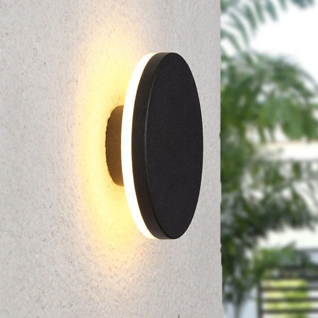 Zenith LED wall lamp, a minimalist outdoor lighting solution for modern homes.