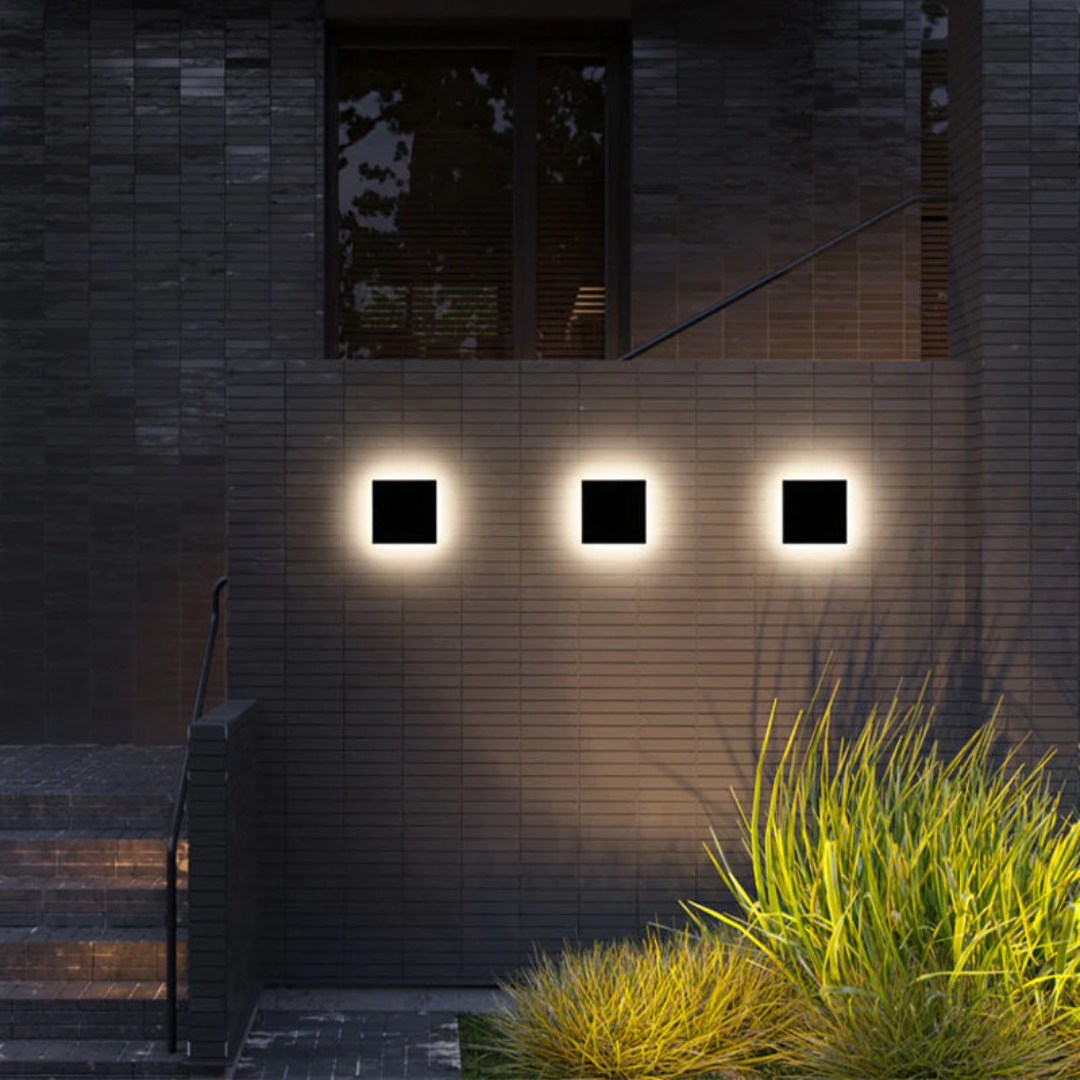 Durable Zenith outdoor LED lamp, provides reliable and stylish garden lighting.