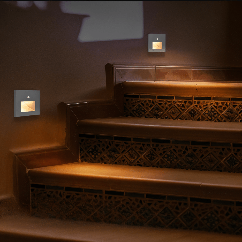 Modern LED stair light, motion-activated. Stylish & safe indoor lighting for contemporary homes.