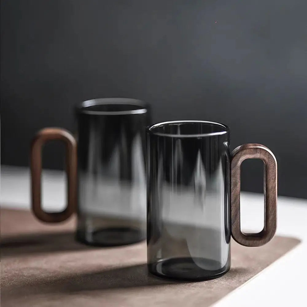 Mountain-inspired borosilicate glass mug for coffee & tea. Unique alpine design, durable drinkware for home.