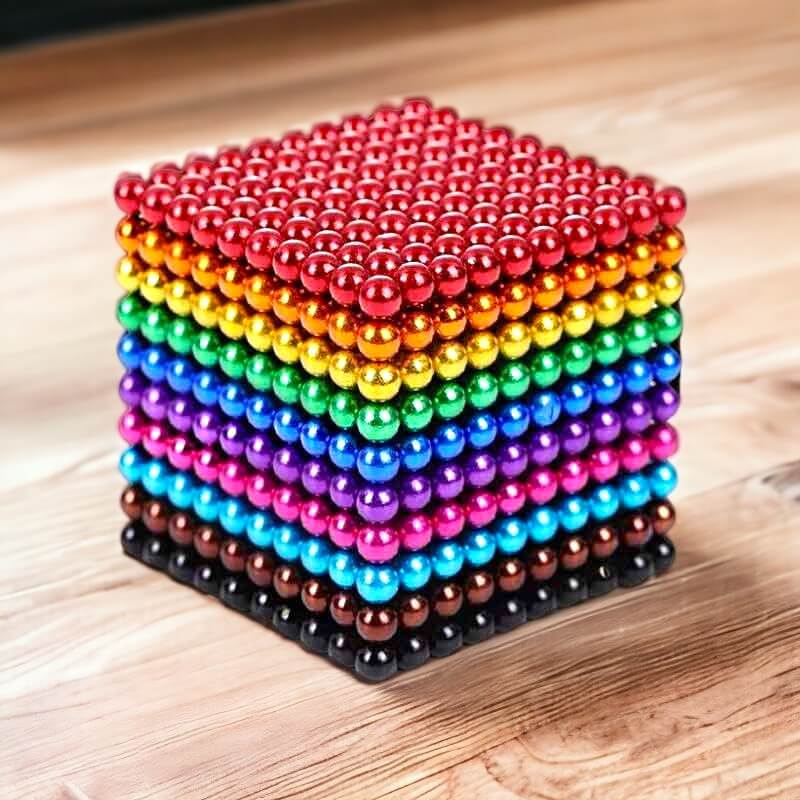 Educational magnetic balls construction set, a multicolor STEM toy for creative building, fidgeting & stress relief.