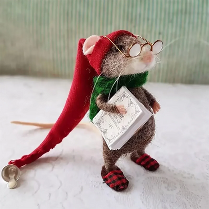 Unisex creative wool felt DIY craft kit for making cute felt animals. Beginner-friendly needle felting project.