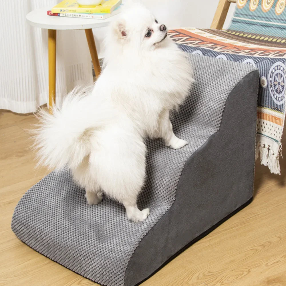 Senior pet aid: non-slip pet stairs & ramp. Easy access to beds, reducing strain for aging dogs & cats.
