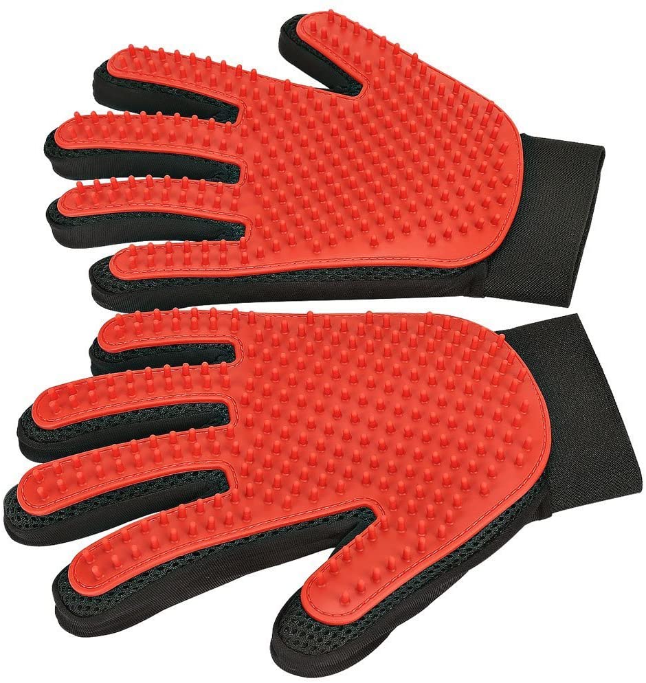 Universal pet shedding glove with soft silicone tips, perfect for deshedding and bathing dogs & cats.