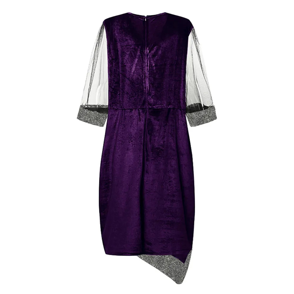 Sparkly plus-size party dress. Comfortable and elegant women's fall fashion with glamorous details.