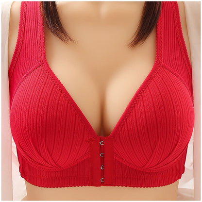 Comfortable plus-size wireless bra with front closure, perfect for everyday wear and full figure support.