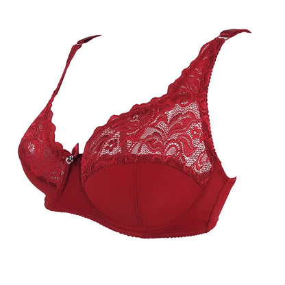 Full-coverage plus-size lace bra for women, combining push-up lift with all-day comfortable support.