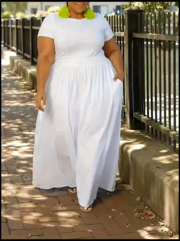 Elegant plus size women's short sleeve maxi dress, flowy, great for casual summer wear.