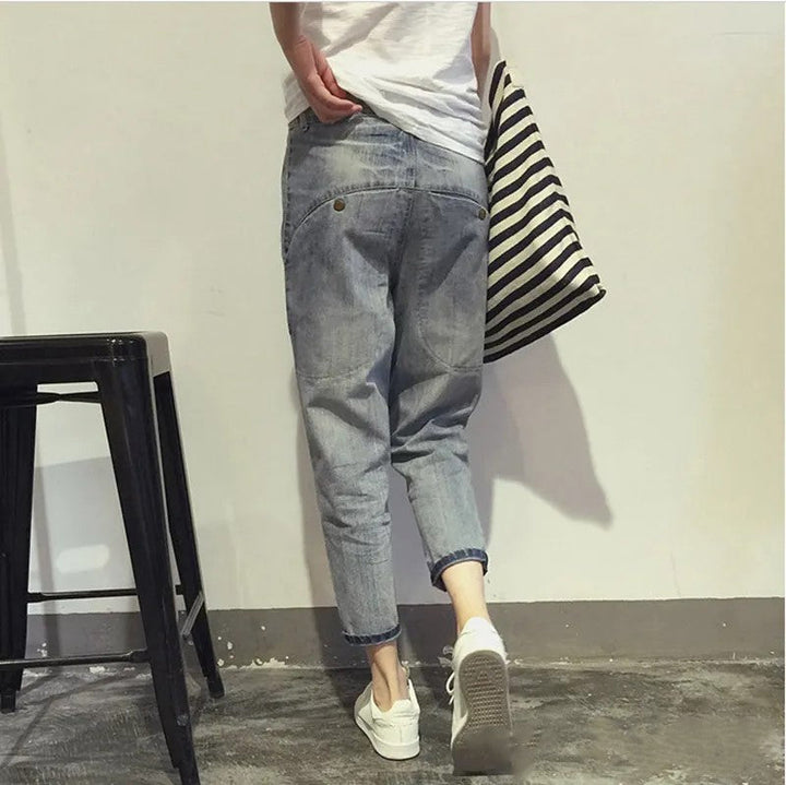 Comfortable women's plus size stretch jeans, featuring a classic denim design for flattering everyday fashion.