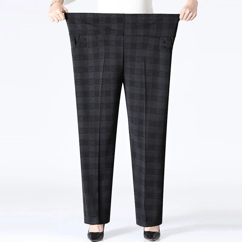 High-rise plus size women's fleece trousers with flexible waist, offering a comfy curvy fit.