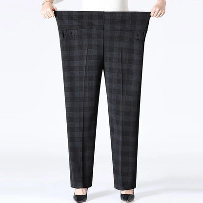 High-rise plus size women's fleece trousers with flexible waist, offering a comfy curvy fit.