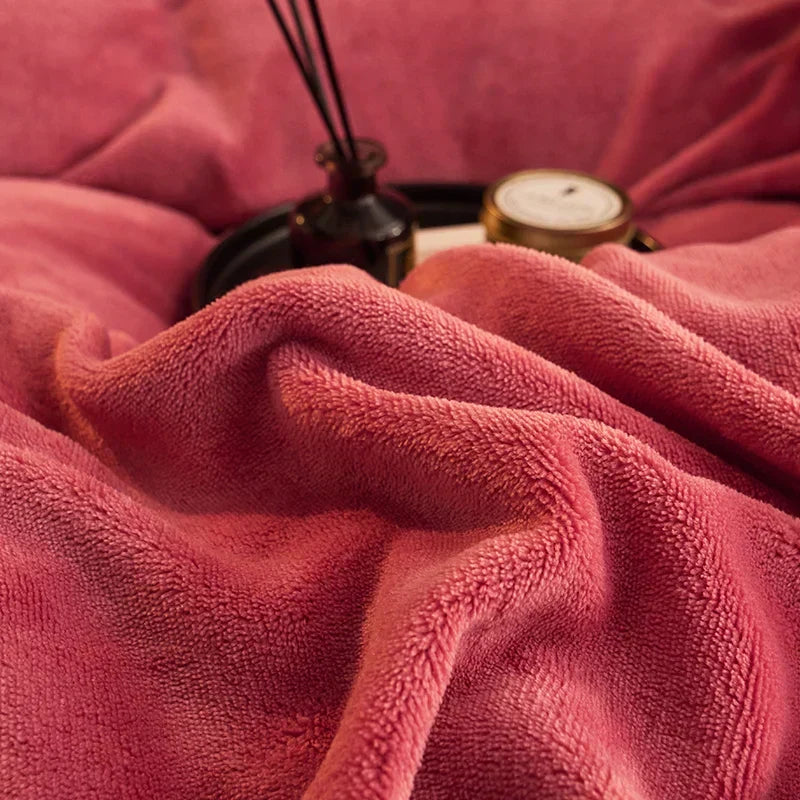 Softest velvet fleece duvet cover, a plush bedding option for ultimate cozy comfort during the winter season.
