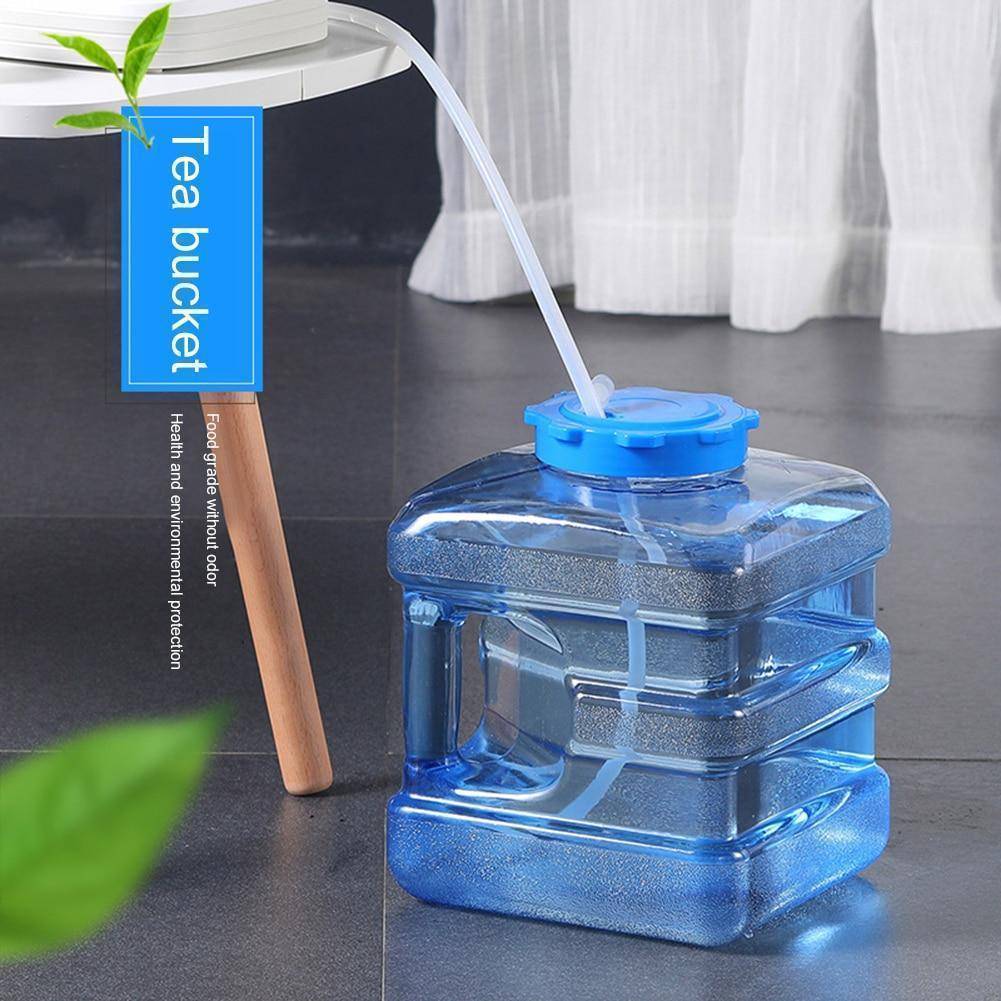 Emergency water storage barrel, 20-liter, with convenient spigot for survival preparedness