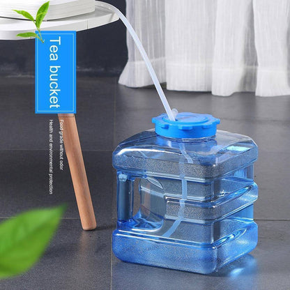 Emergency water storage barrel, 20-liter, with convenient spigot for survival preparedness