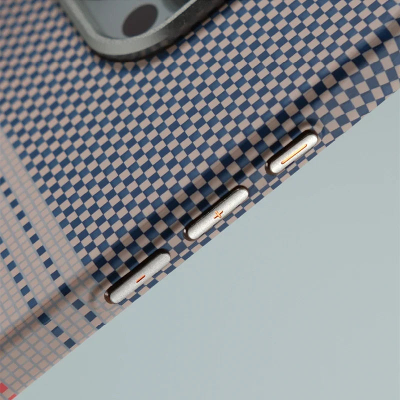 MagSafe iPhone case ensures secure attachment & superior phone protection.