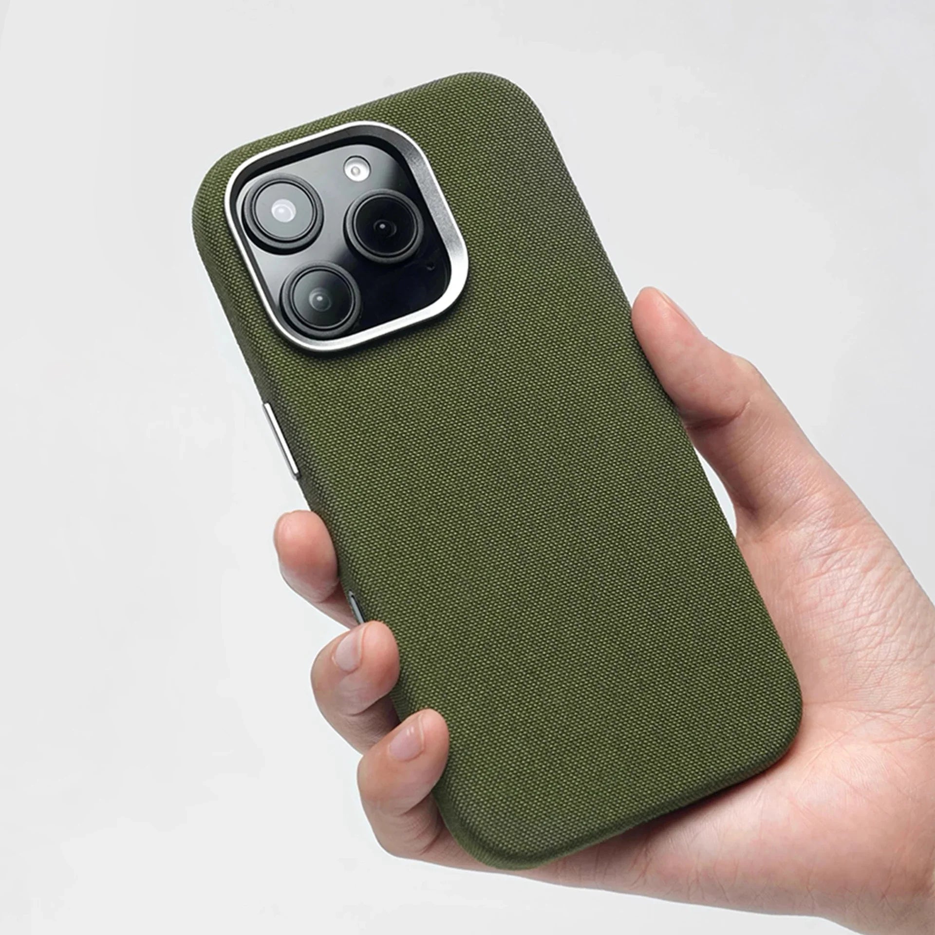 Protective iPhone case with slim profile, non-slip grip & anti-scratch for iPhone 16/15/14/13.