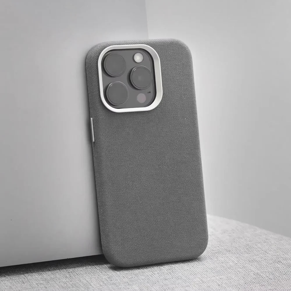 MagSafe compatible iPhone cover with a slim profile, non-slip texture & robust anti-scratch protection.